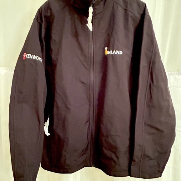 Kenworth Softshell Jacket. Men's XL. NEW - Picture 3 of 3